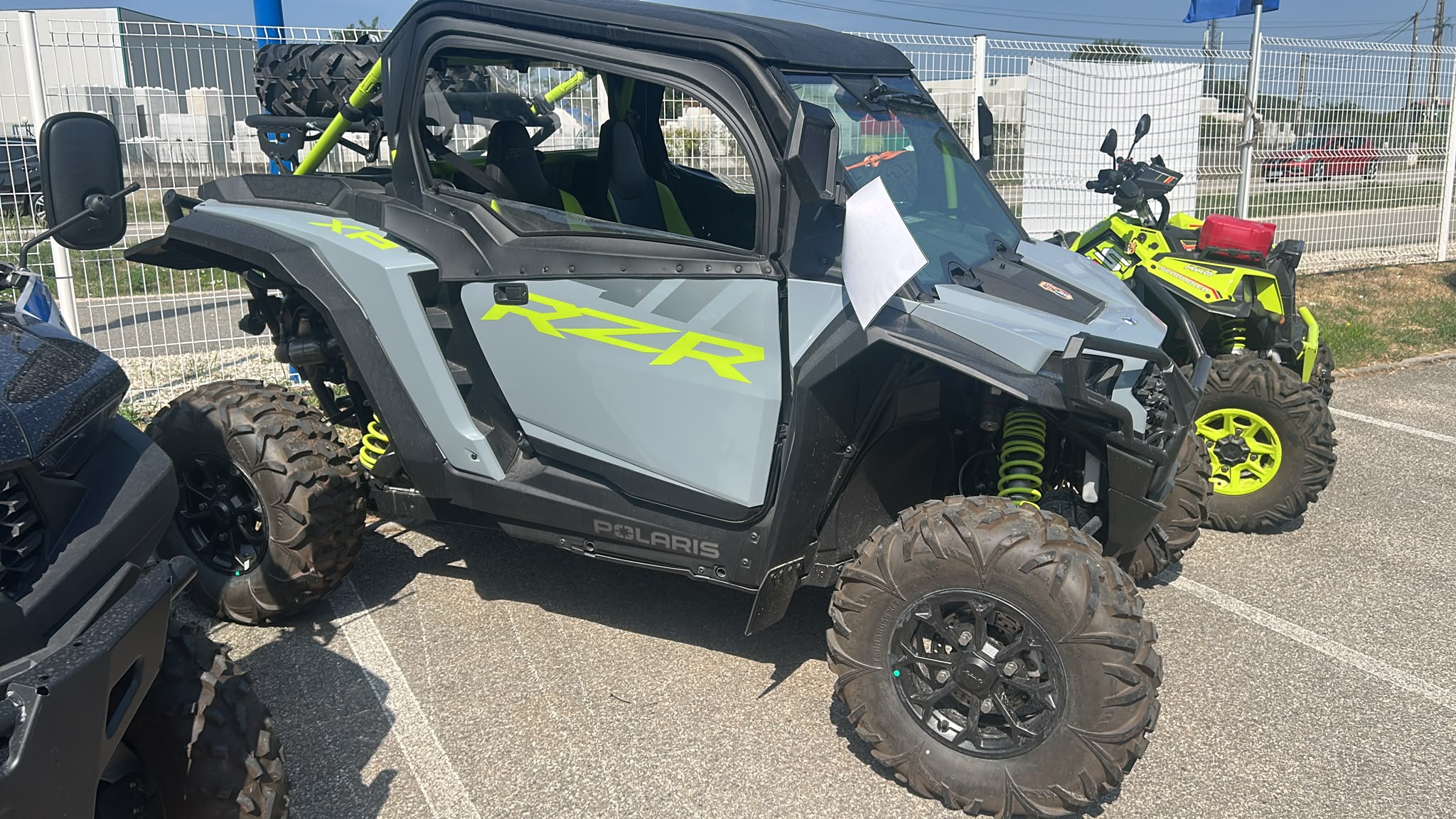 Polaris RZR XP 1000